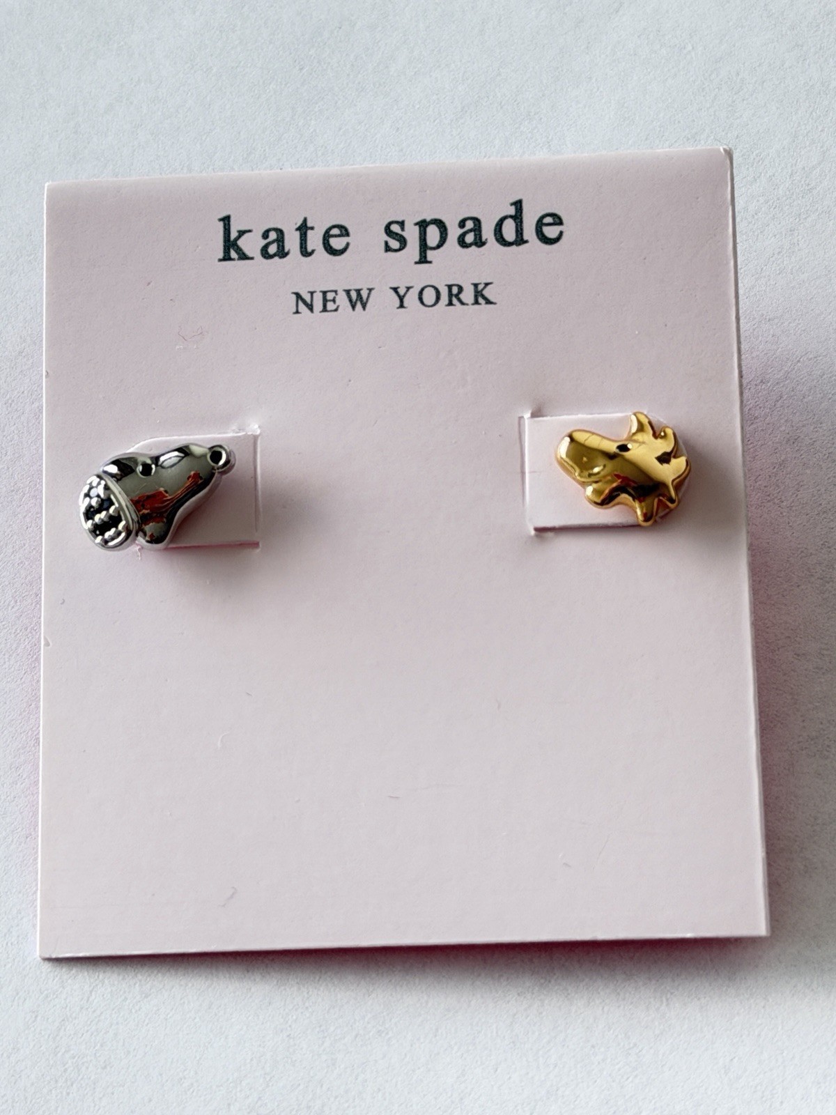Peanuts x Kate Spade Snoopy Asymmetrical Studs Earrings. New! In Gold & Silver🤩