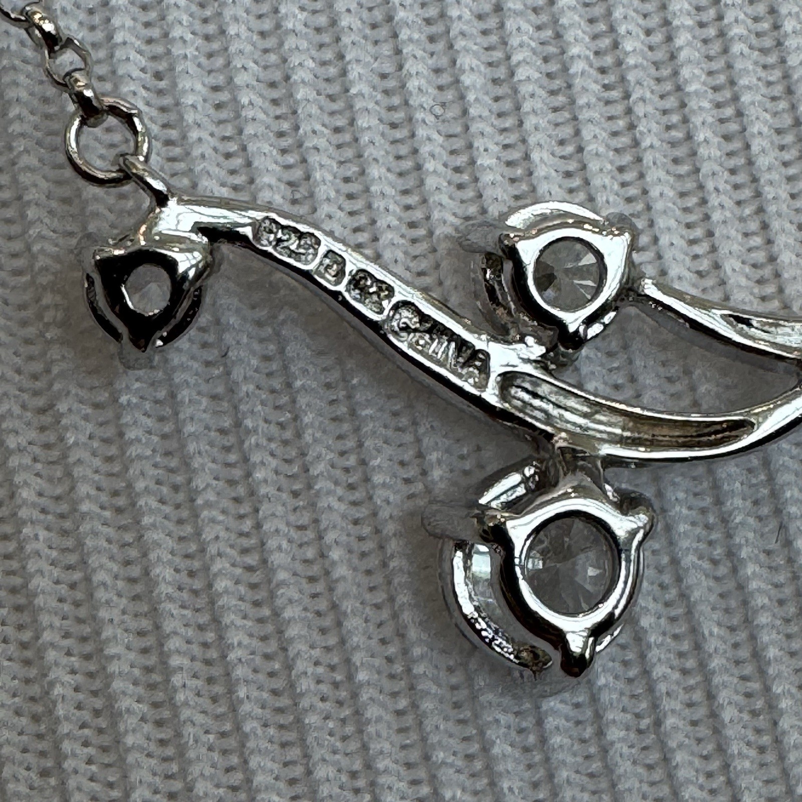 925 Sterling Silver CZ Branch Necklace 18” Graduated Three Stone Pendant China