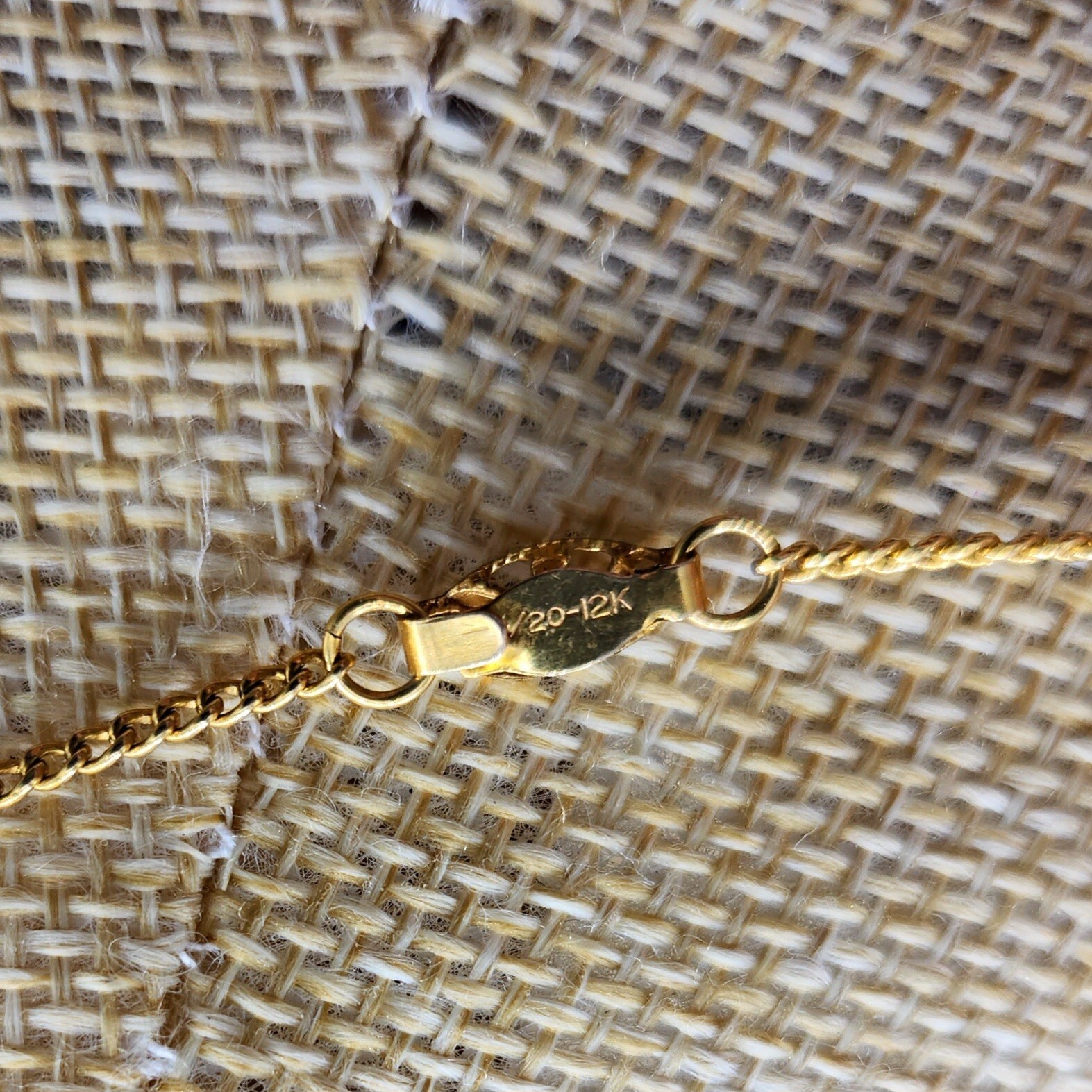 Early Harry Iskin Signed 12K Yellow & Rose GF Blue Rhinestone Necklace 18″