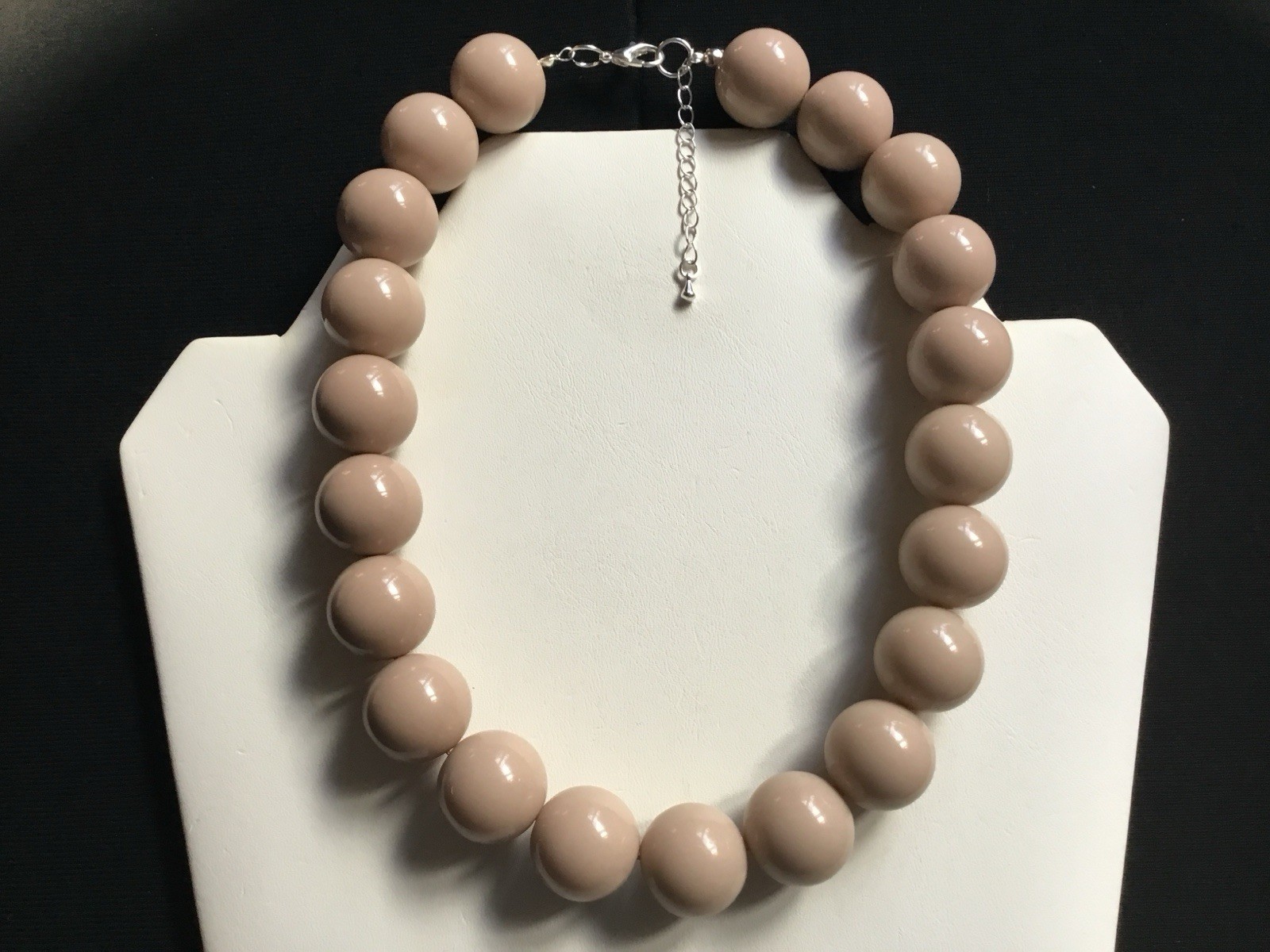 Chunky Tan Beads Adjustable Choker Necklace