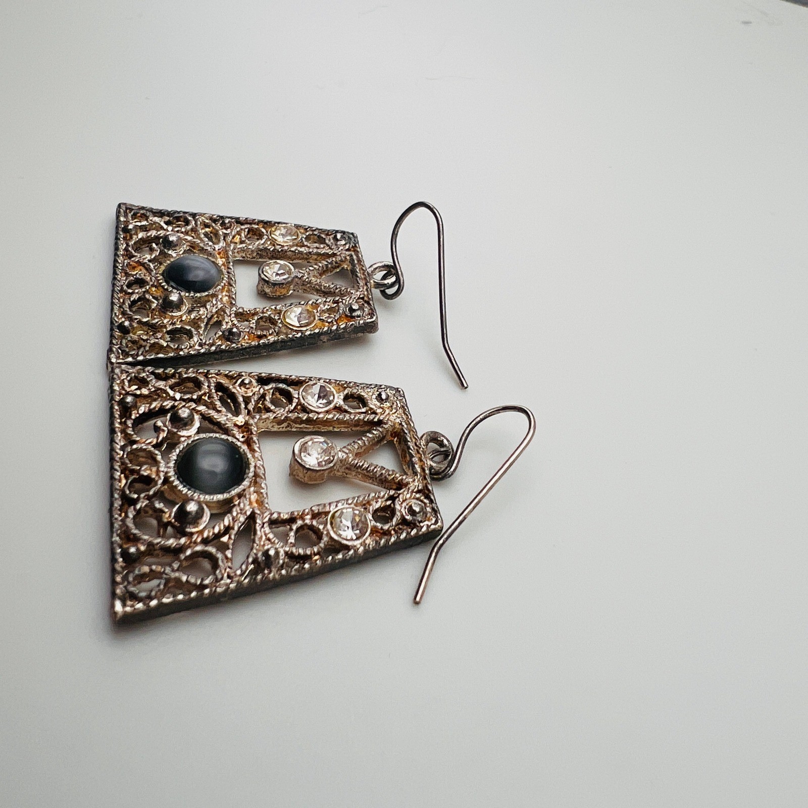 Vintage Filigree Trapezoid Earrings Black Stone Rhinestone Accent Dangle Drop
