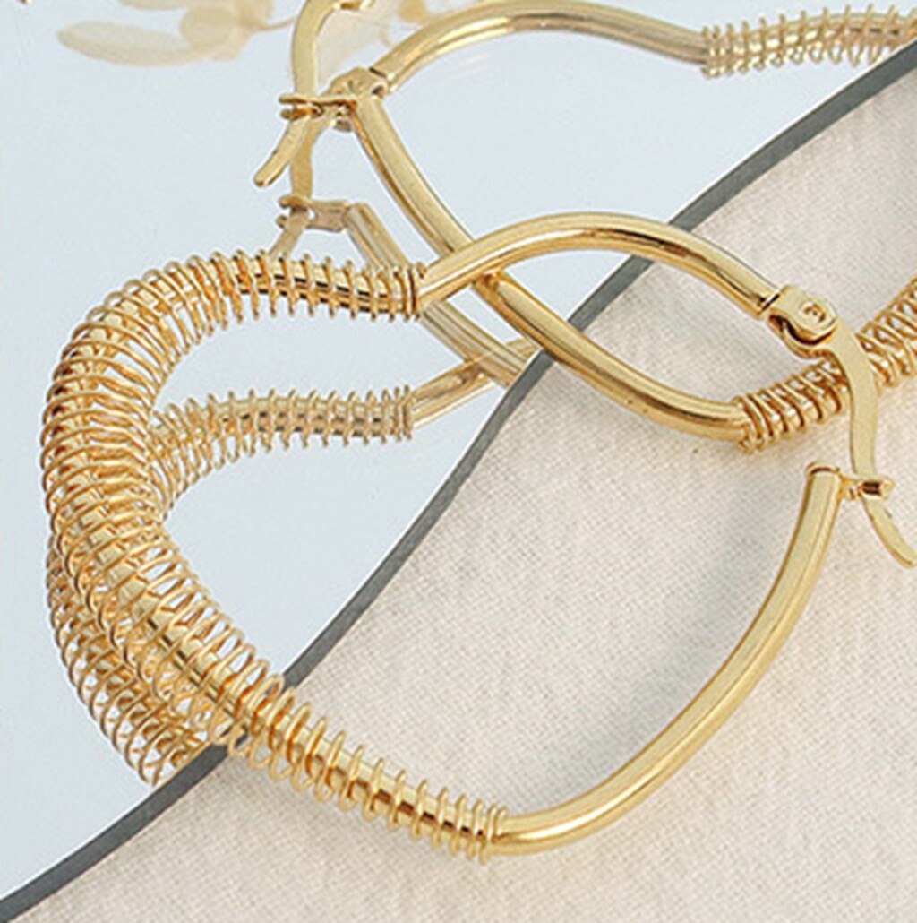 Women Girl Titanium Stainless Steel Gold and Silver Love Wire Heart Hoop Earring