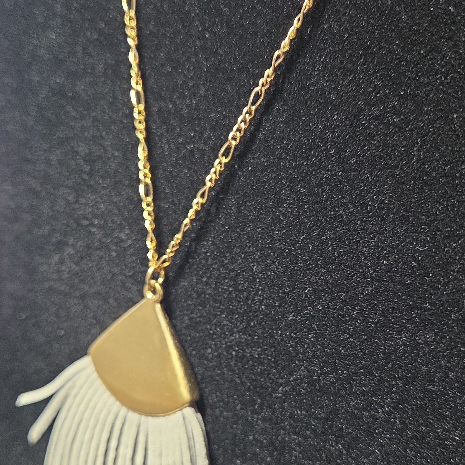 Gold Tone Cable Chain Necklace Tassel Fringe Pendant Asymmetrical No Stone