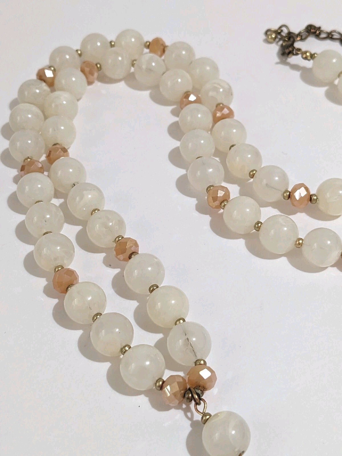 BOHO White Acrylic & Camel Color Glass Beaded Necklace & Faux Suede Tassel 34″.