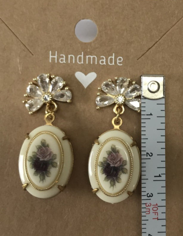 Vintage Style Handcrafted 18K Gold Plated Floral Cameo Dangle Earrings Romantic