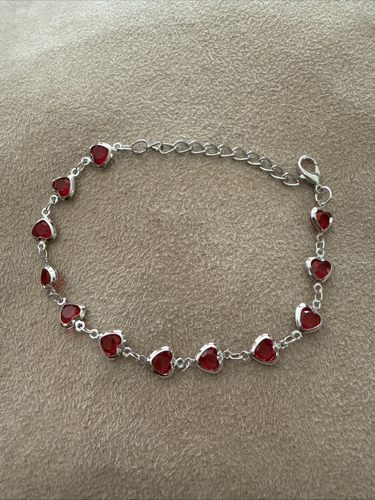 Pretty “12”Red Colored Glass Heart Stones On A Zinc Alloy Silver 8-1/4” Bracelet