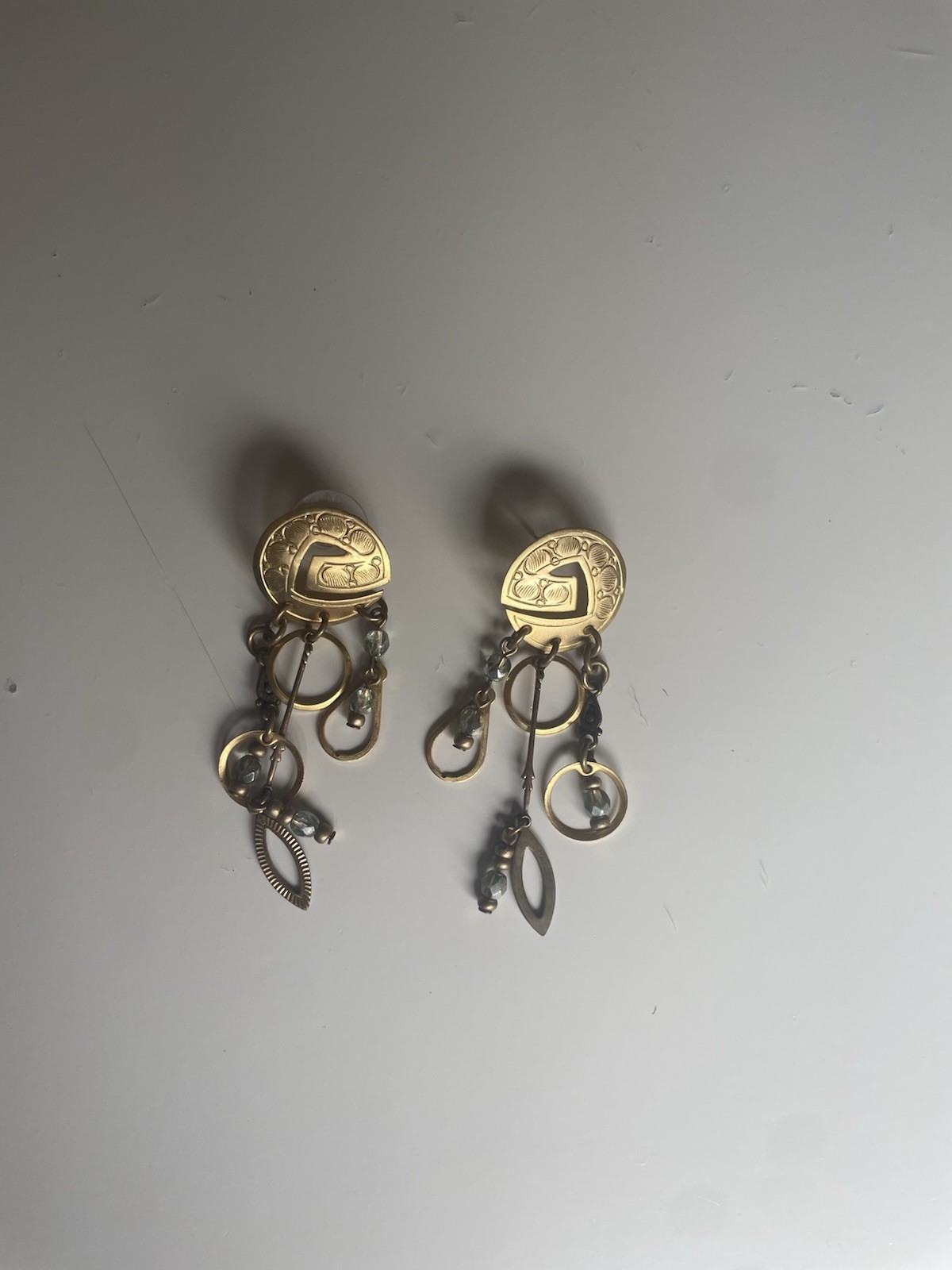 Gold Tone Etched Disc Dangle Drop Earrings Mixed Metal Charms Post