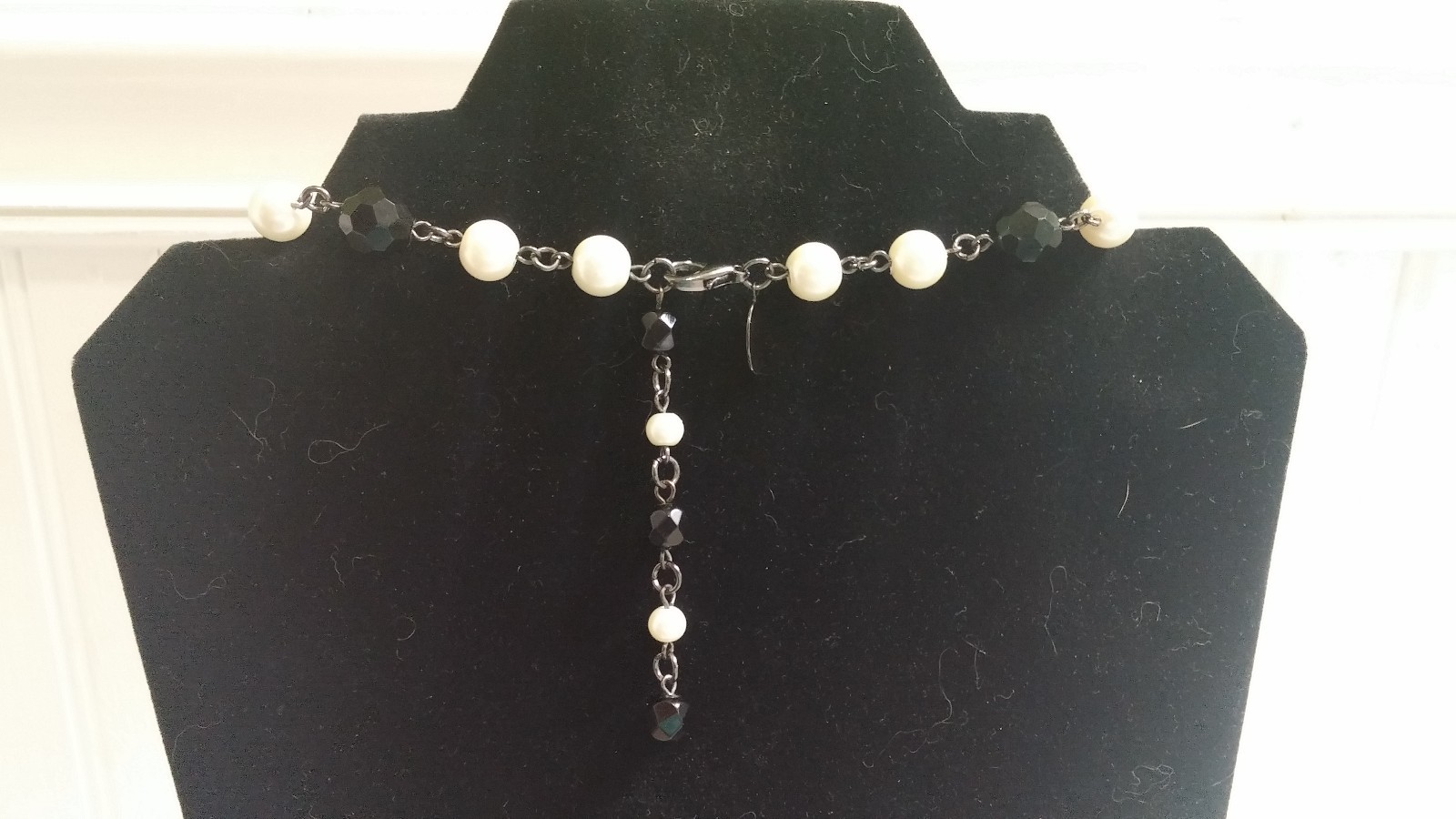 WHBM ST Metal Faux Pearl Glass Bead Faceted Black Glass Bead 20.5″ Necklace