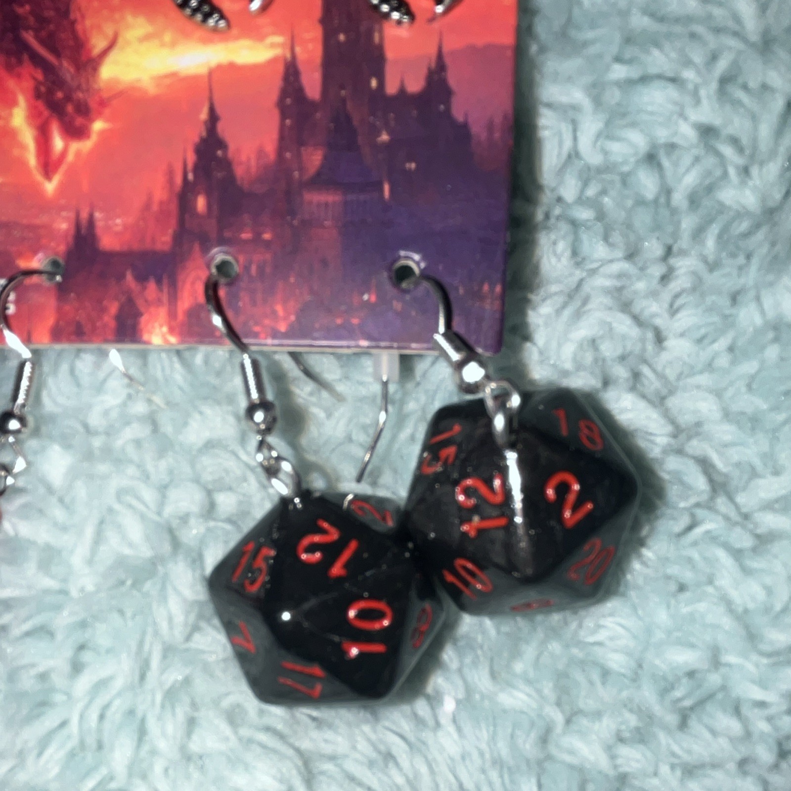 Hot Topic Nickel-Free Fantasy Dragon & D20 Dice Dangle and Stud Earrings Set (5)