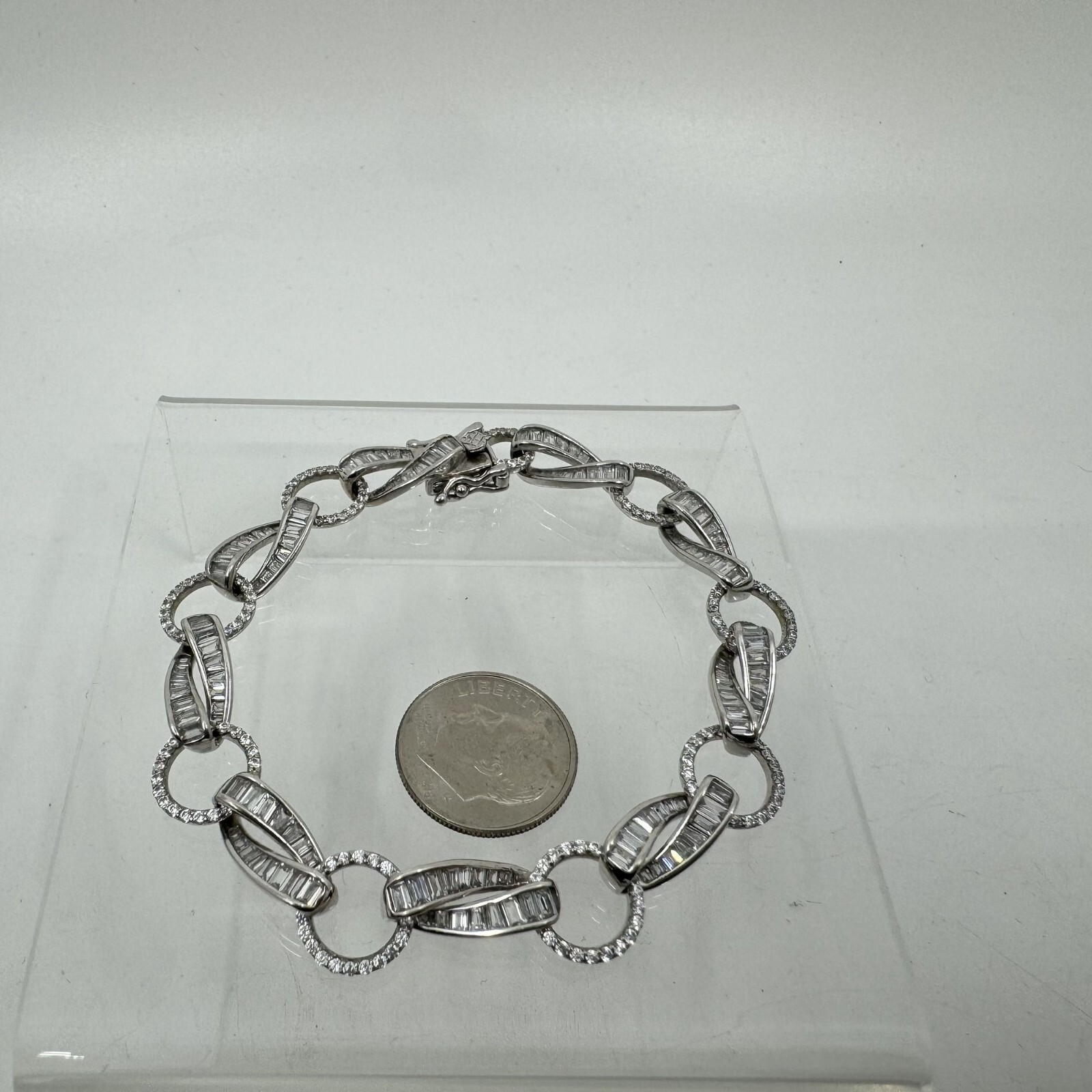 Sterling Silver Baguette & Round Cubic Zirconia Link Tennis Bracelet 7.25″