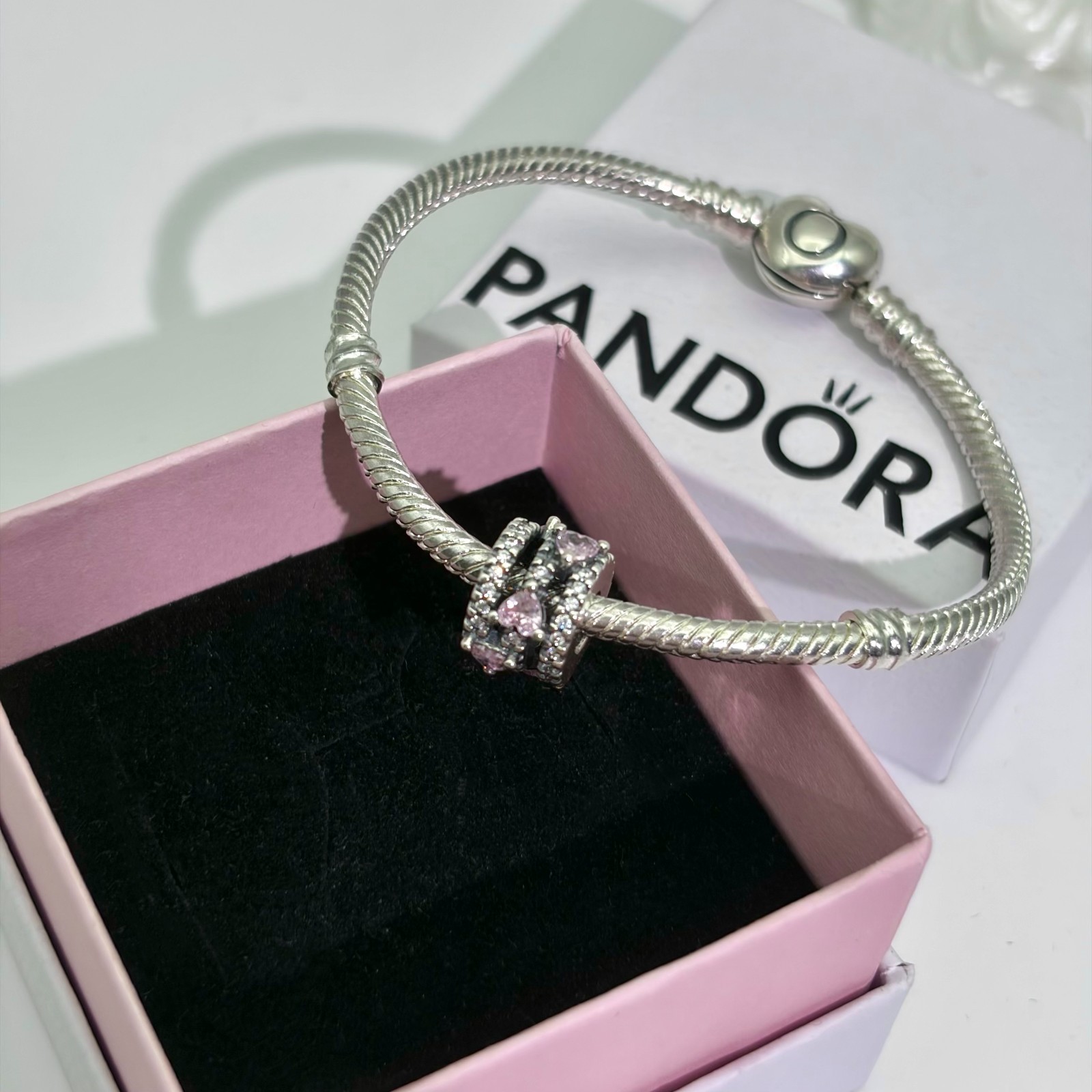 100% NEW #791161C01 PANDORA Sparkling Triple Halo Hearts Charm WITH BOX