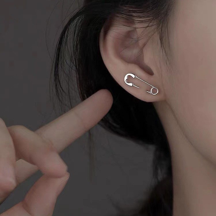 Cute Paper Clip Shaped 925 Sterling Silver Stud Earrings