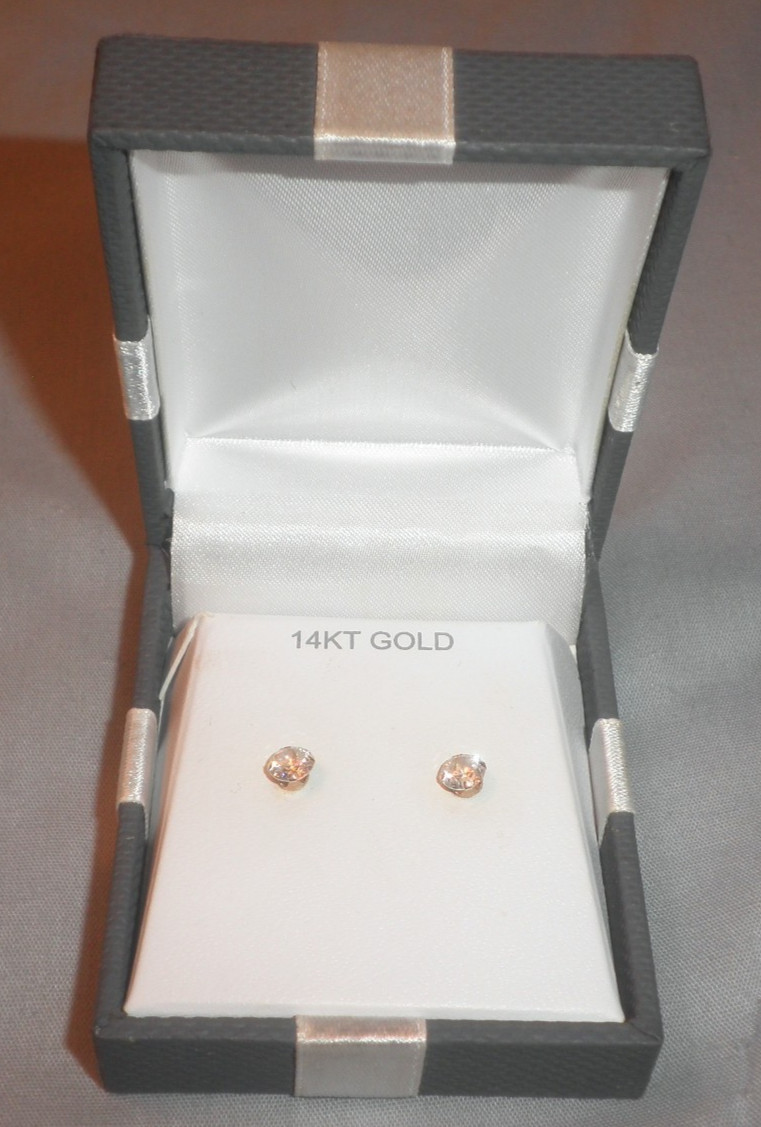 14K Yellow Gold Stud Earrings-New in Original Box-Never Worn-CZ Gems