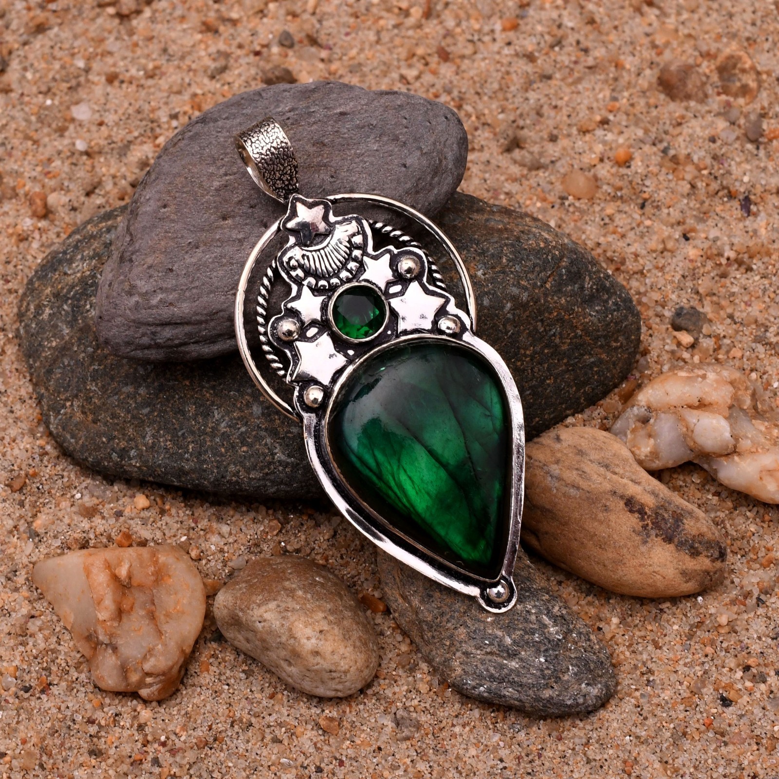 Green Labradorite Gemstone 925 Sterling Silver Pendant Approx – 1.77″