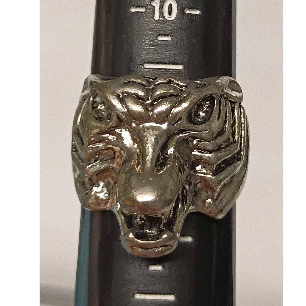 Vintage Tiger Head Ring 11.5 Bold Statement Piece Silvertone Chunky Biker Mens