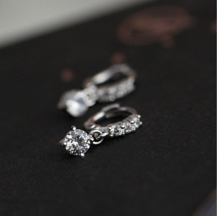 925 Sterling Silver Tiny Children Baby Girl Round CZ Hoop Huggie Earrings PE35