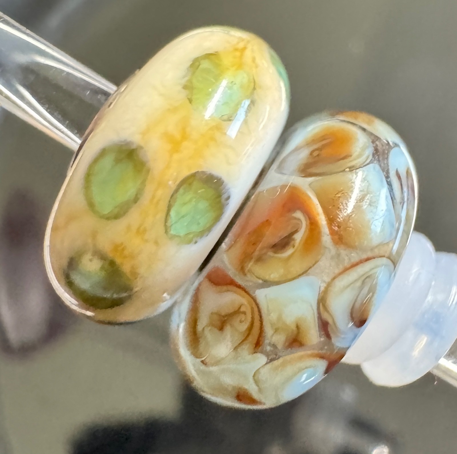 (SET OF 2) Trollbeads FUR DOT TGLBE-10288 & RARE GREEN DOT TGLBE-10305
