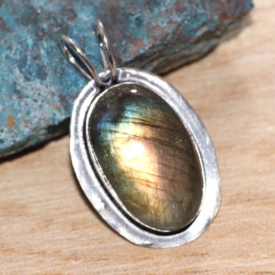 Decent Fiery Labradorite 925 Silver Plated Pendant 1.5″ Limited Stock Deal JW