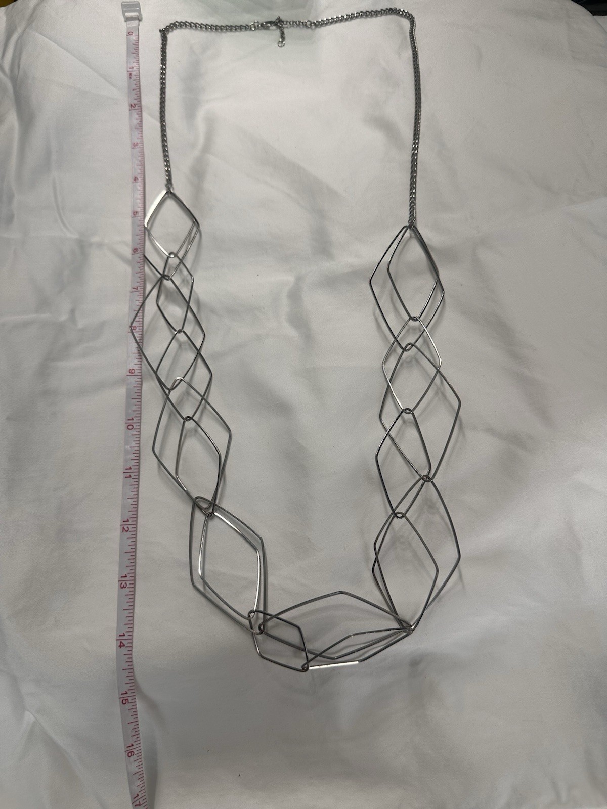 Silver Tone Geometric Wire Jewelry Set Necklace & Hook Dangle Earrings No Stone
