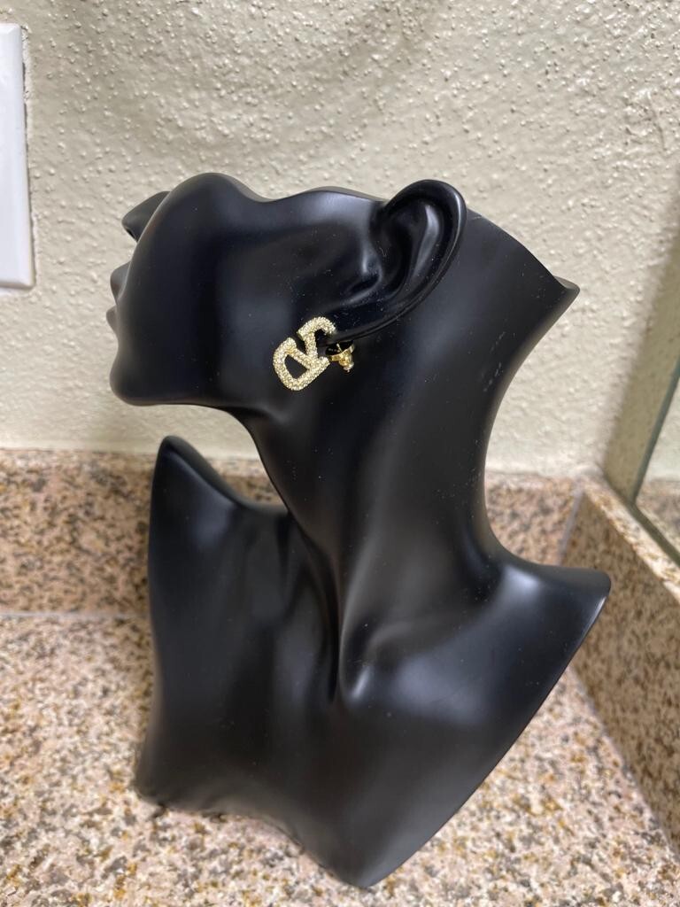 Durable, Lightweight And Long-lasting Fashion Earrings