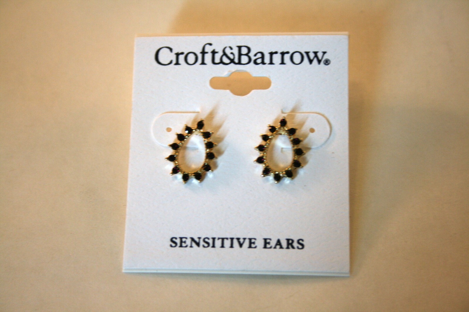 Croft&Barrow gold tone red crystal stud earrings hypoallergenic