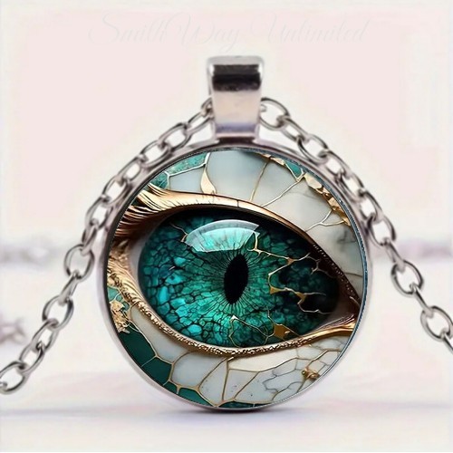 Green Snake Eye Round Glass Pendant Necklace Jewelry