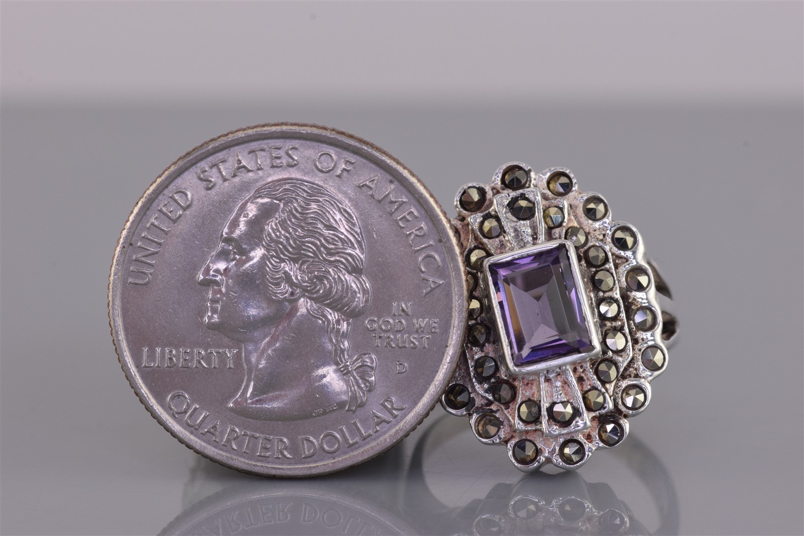 Sterling Silver 21mm Purple Emerald Cut Marcasite Clustered Band Ring 925 Sz: 7