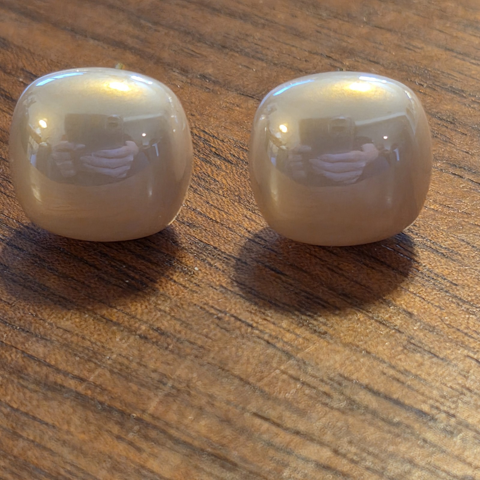 Cream Stud Earrings. Simple And Elegant. Goes With Any Outfit