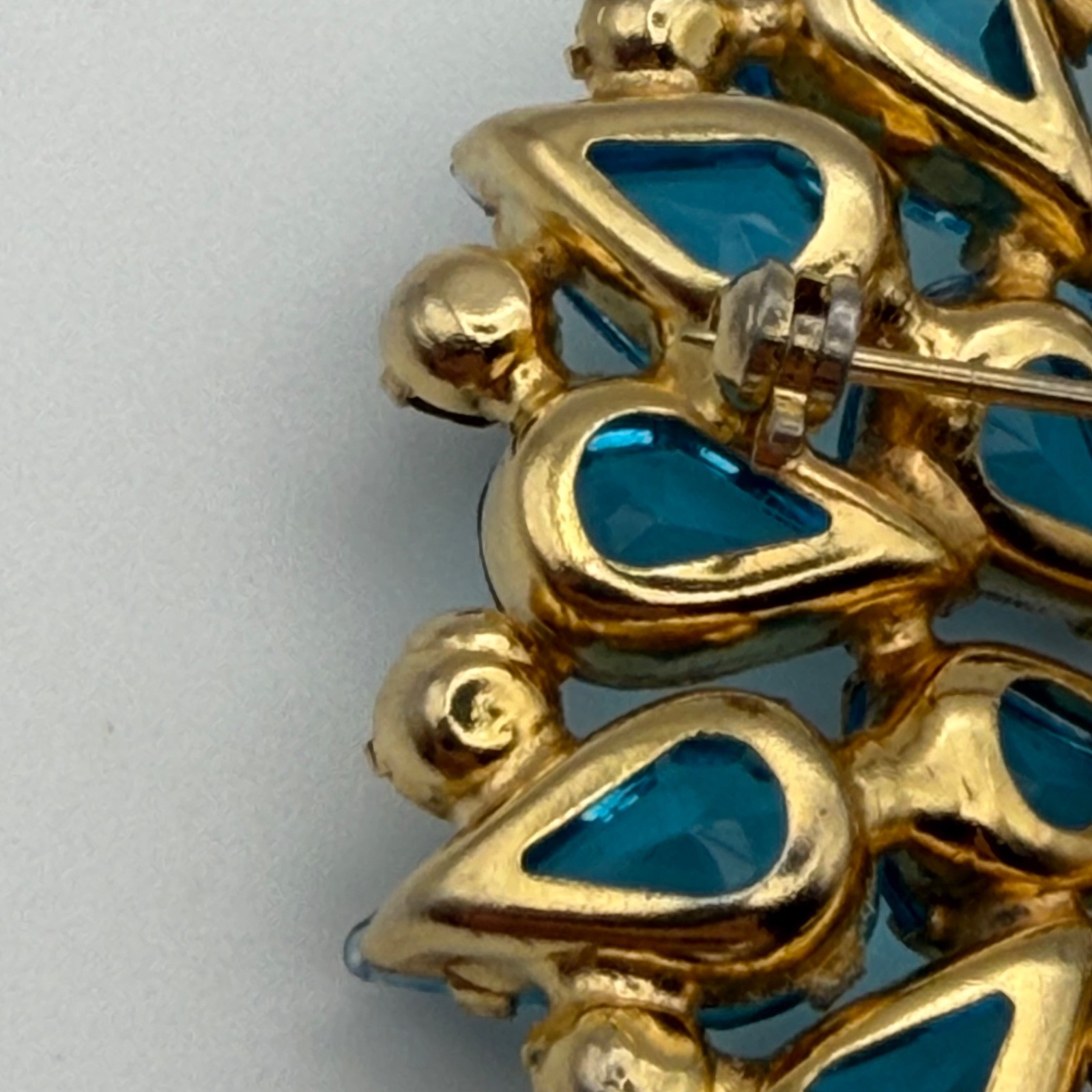Vintage Aqua Blue Teardrop Rhinestone Wreath Brooch AB Crystal Statement Pin