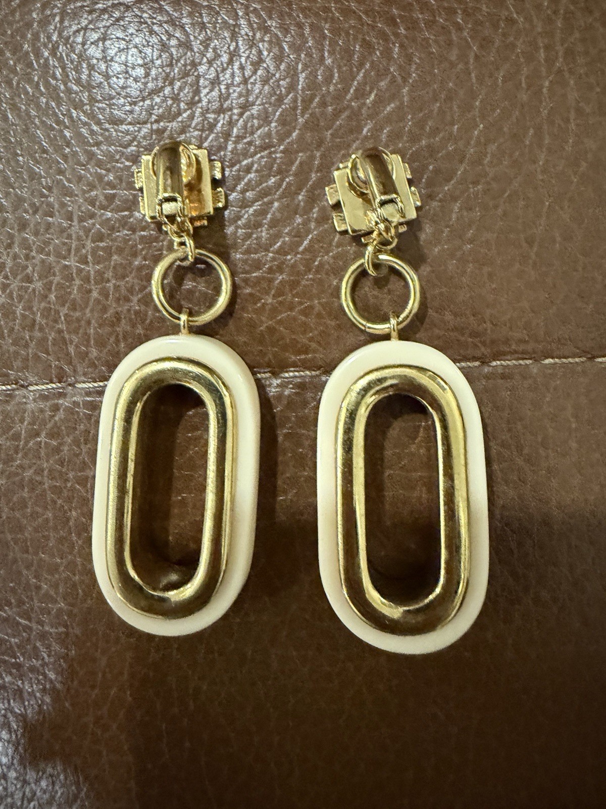 Retired Tory Burch Double T Clip-On Drop Earrings Gold Tone Ivory Enamel Resin