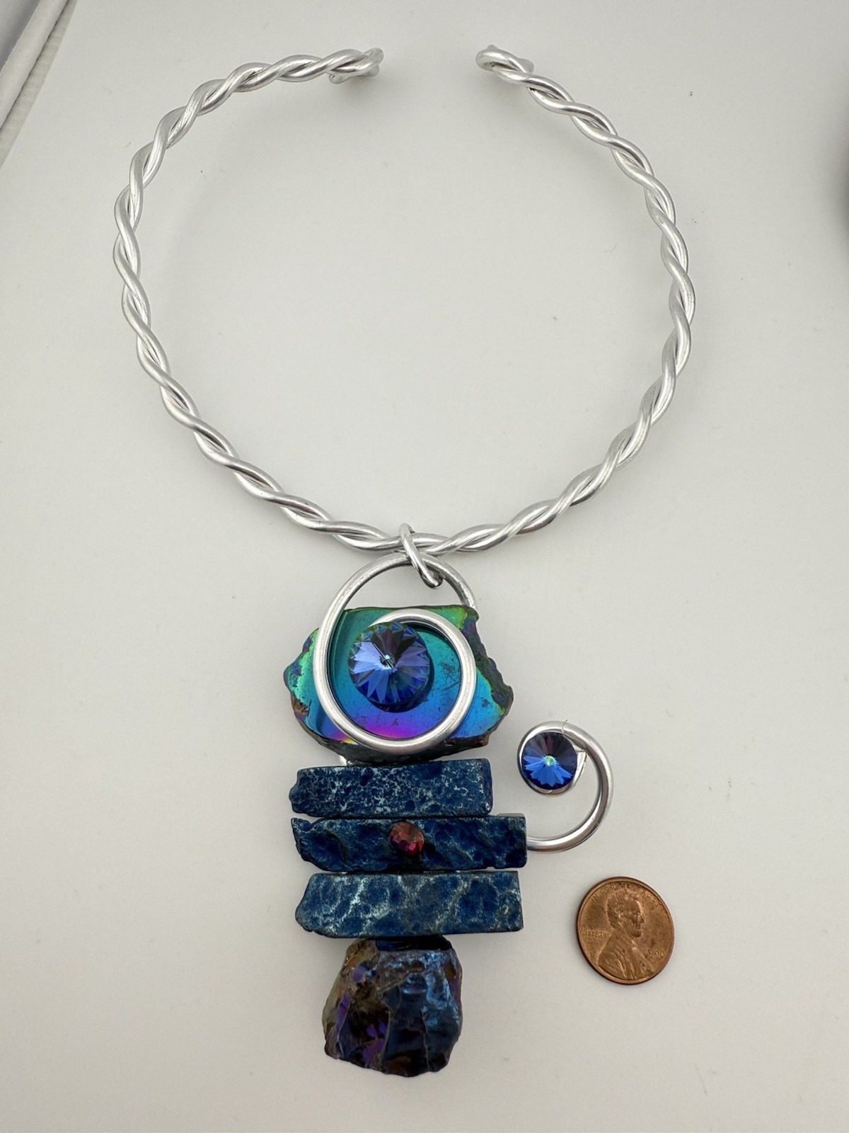 JEFF LIEB SILVERTONE BLUE & PURPLE MODERNIST PENDANT 16” NECKLACE K580C
