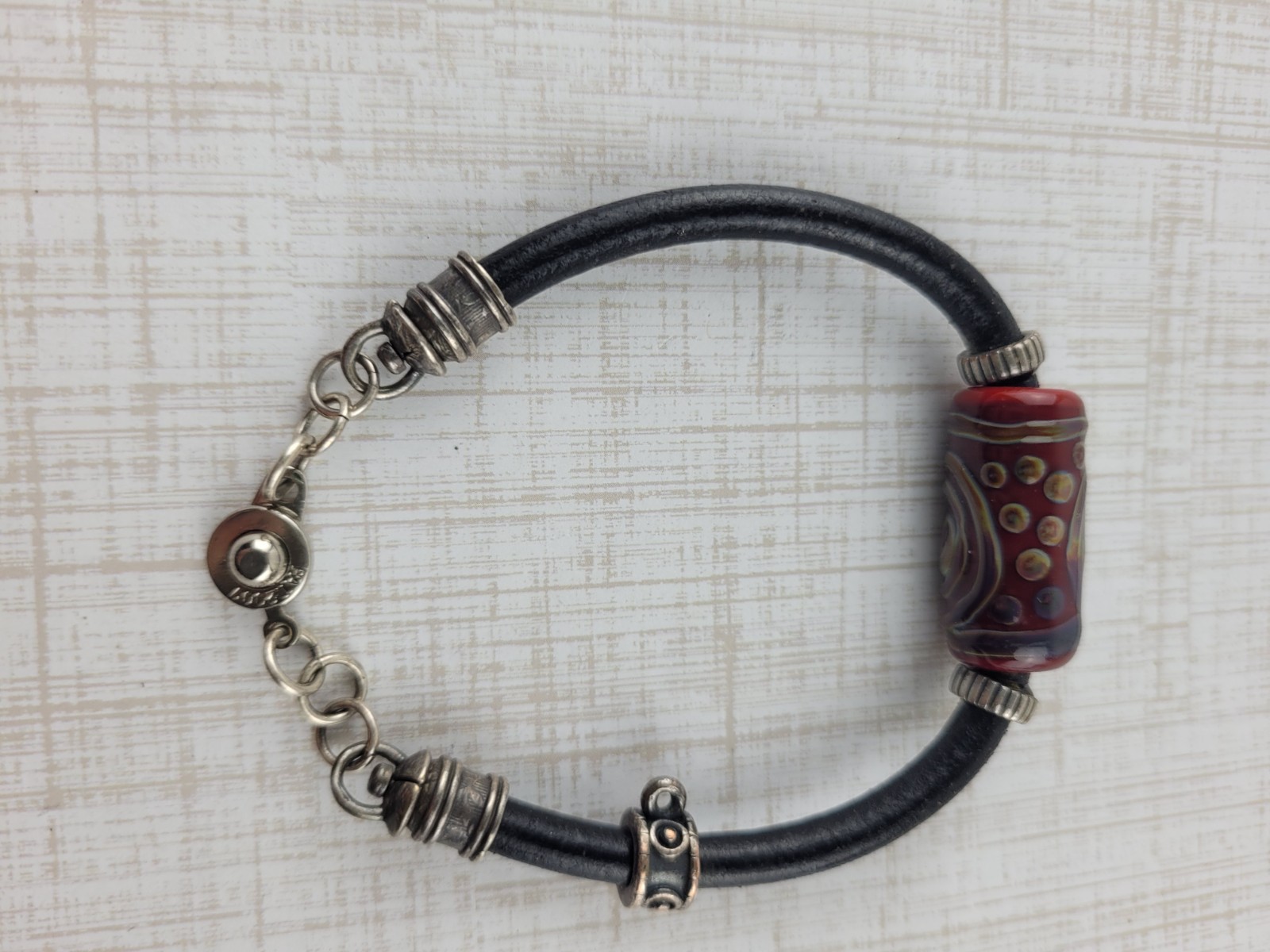 Ceramic Bead Leather Cord Bracelet Unisex Boho Adjustable Size Red Black