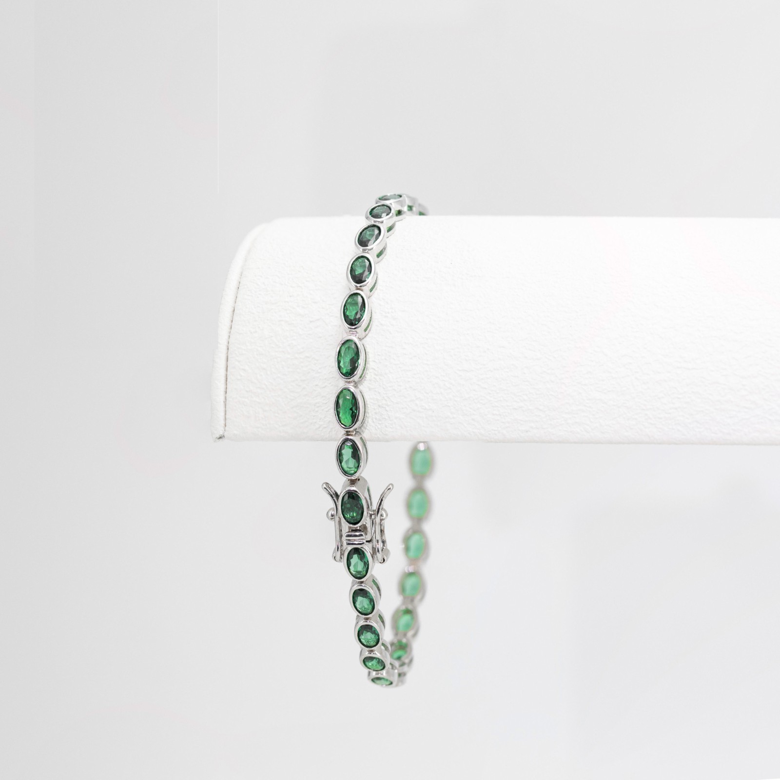 Green Oval Cut Tennis Bracelet Silver Tone Emerald Crystal Link Bracelet Women