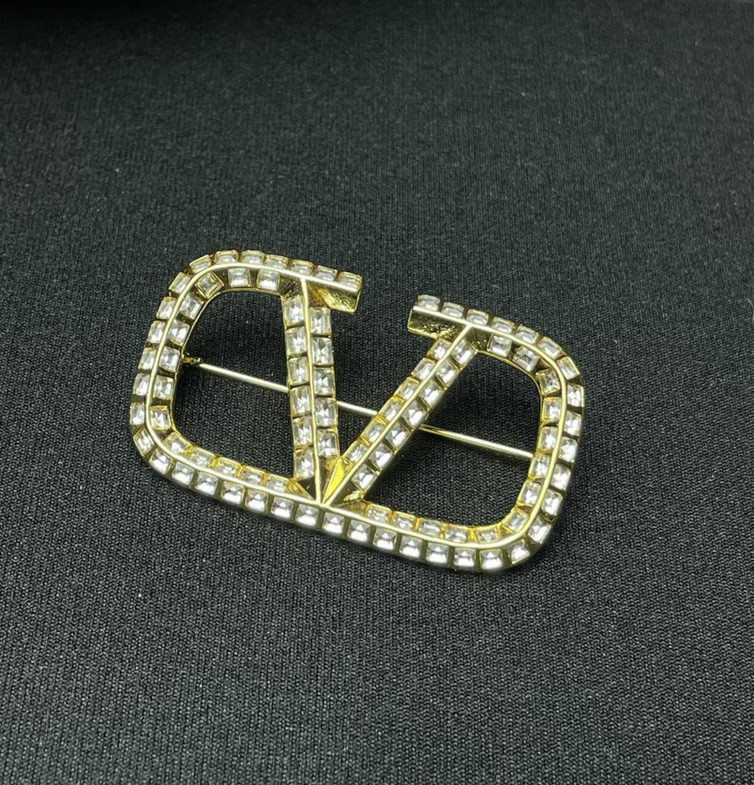 Vintage Style Brooch Pin 1 Ct Round Cut Simulated Diamond 14k Yellow Gold Plated