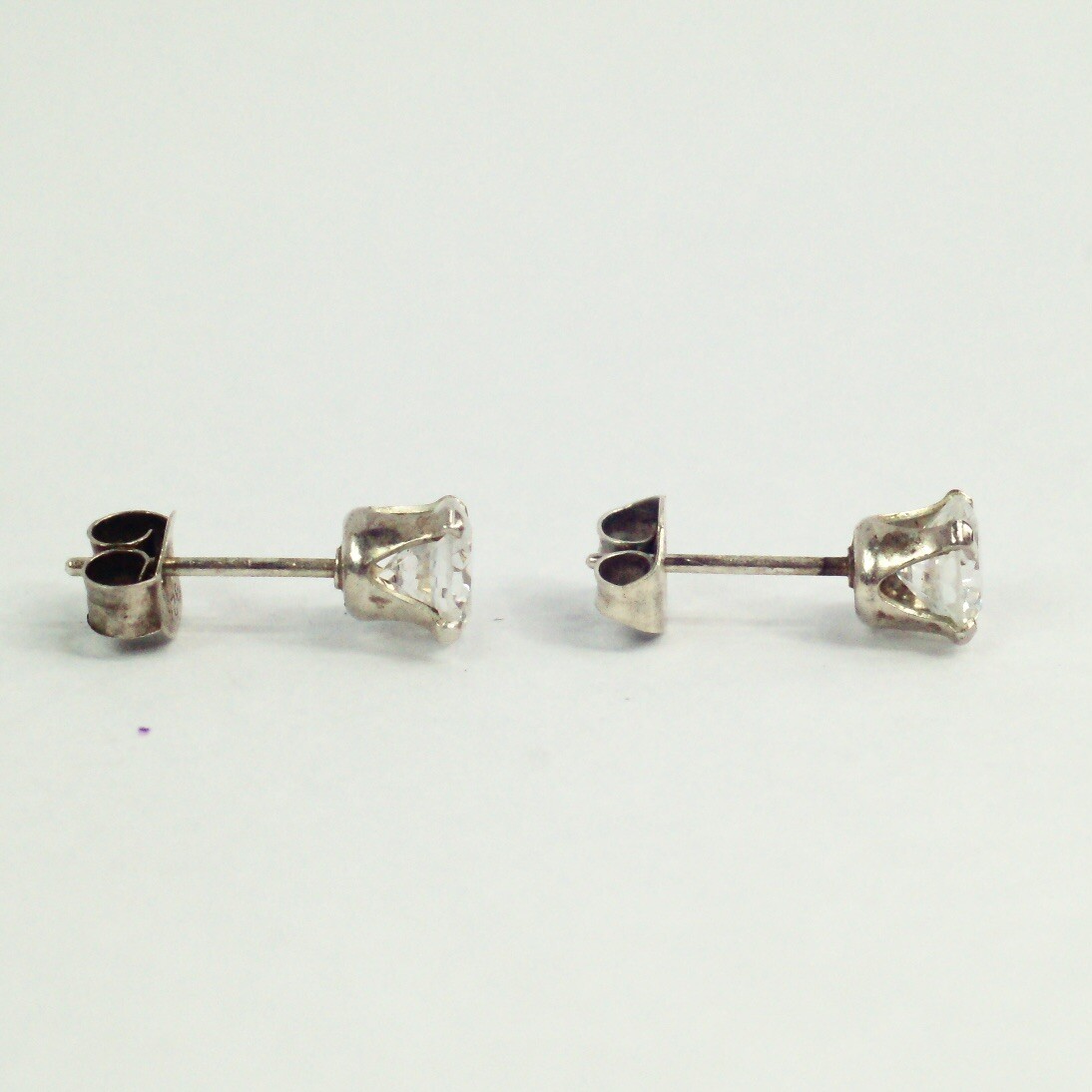 Sterling silver clear white/colorless 5 mm CZ stud post earrings 0.82 g