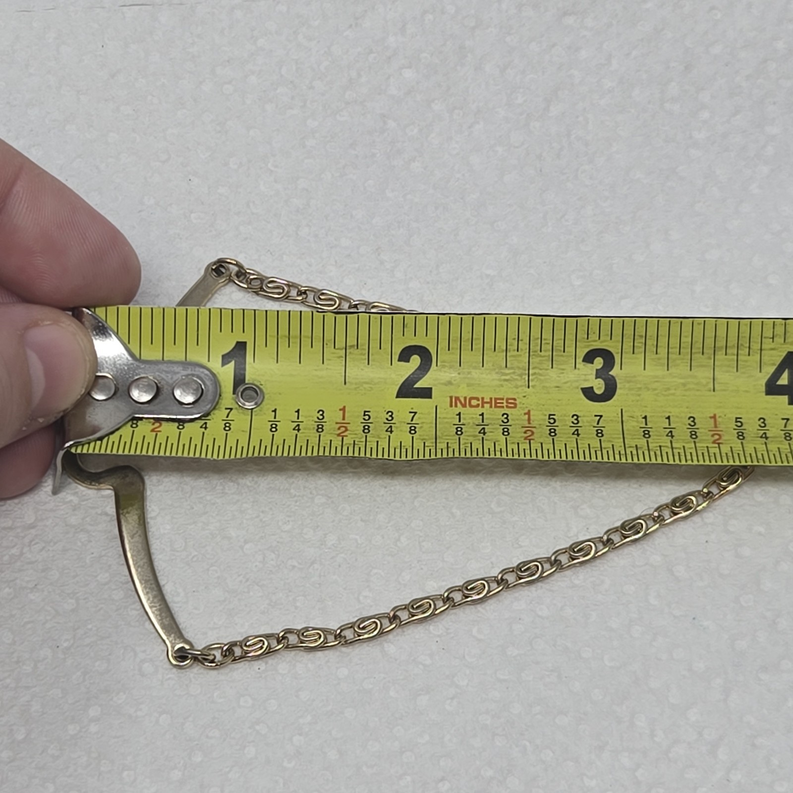 Vintage Gold Tone Tie Bar Chain Swirl Chain