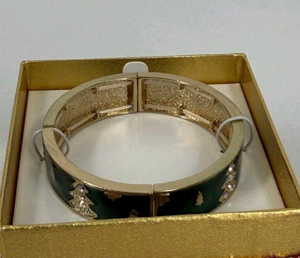 Vintage Macy’s Holiday Lane Gold-Tone Christmas Tree Bangle Bracelet Women’s
