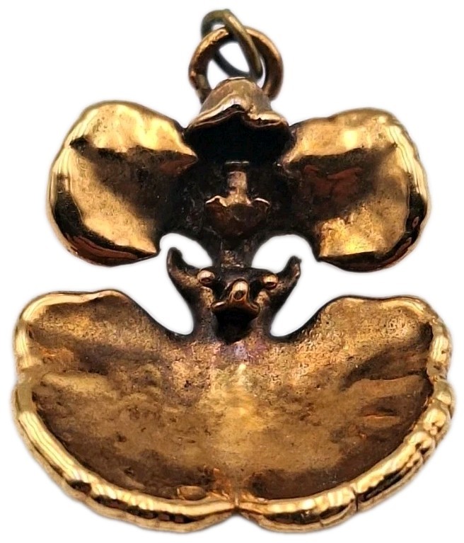 VTG Artisan Art Nouveau Goldtone 3D Orchid Dainty Flower Pendant Charm Textured