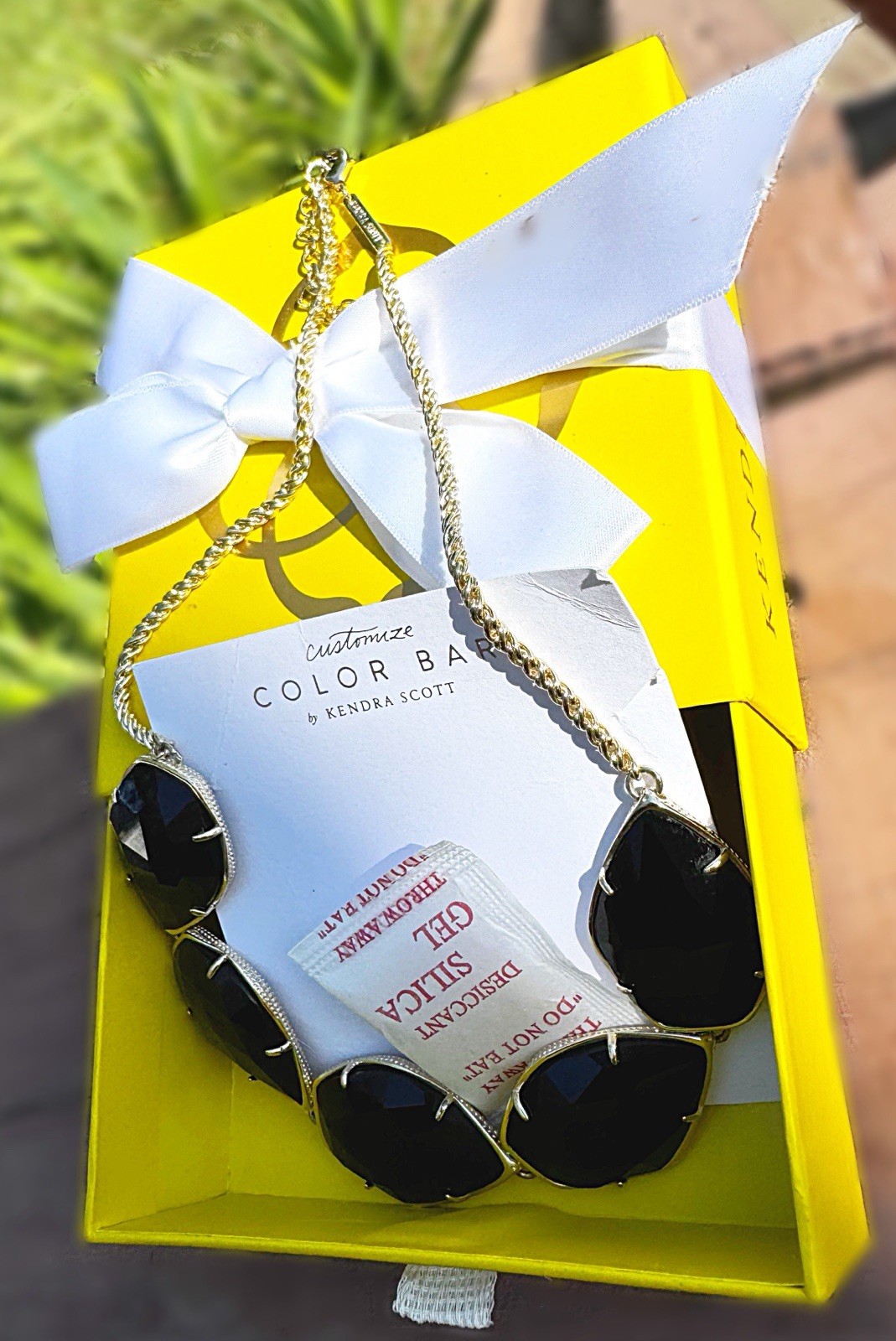 Kendra Scott Black Faceted Statement Necklace Gold Tone Complete Gift Box