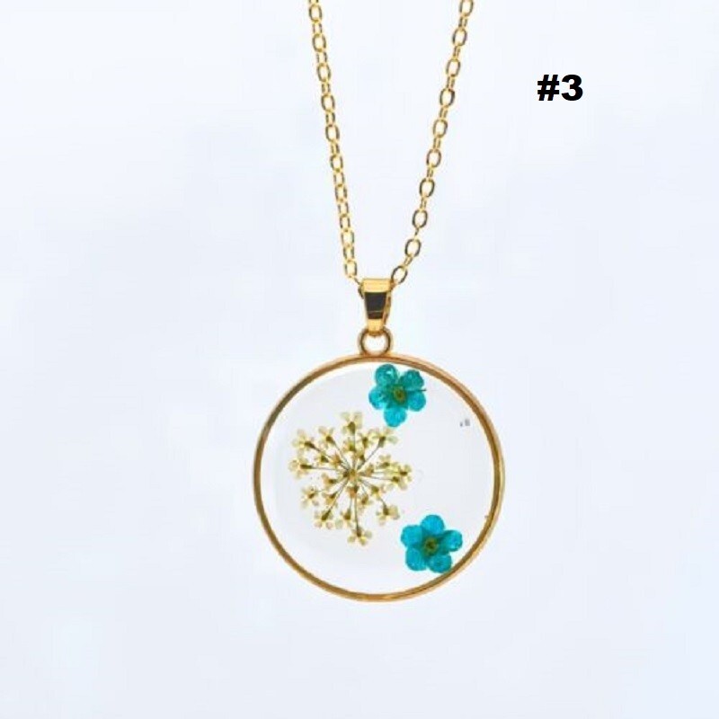 Resin/Glass Floating Pendant Natural Real Dried Flowers 18″ Chain Necklace