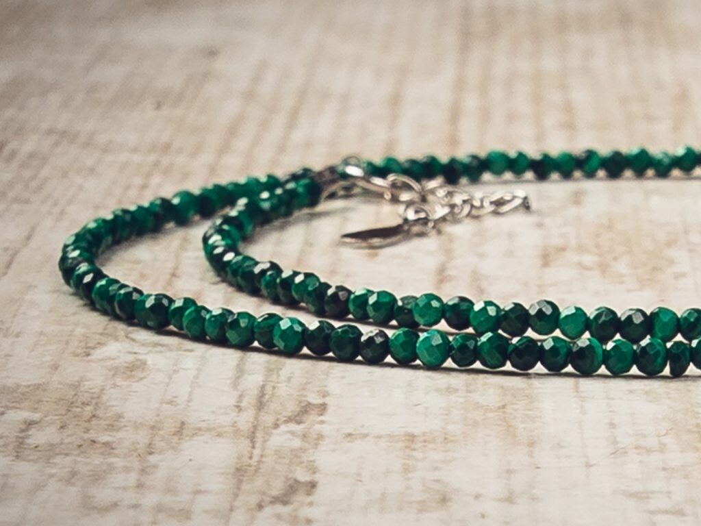 2mm Malachite Choker Natural Green Stone Facted Necklace Healing Reiki Gift