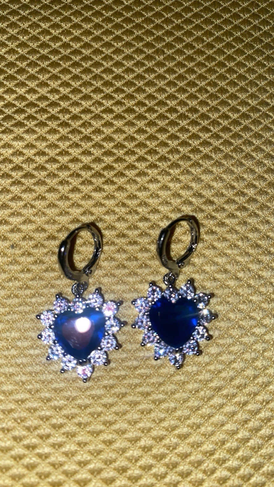 NEW Faux Sapphire & Diamond – Heart Shaped Pendant & Earring Set