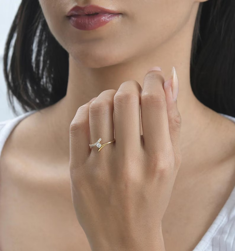 3Ct Round Cut Simulated Diamond Women Minimalist Halo Ring 14kYellow Gold Plated