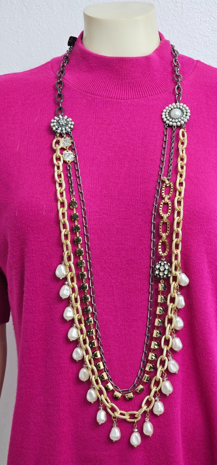 CHICOS long 3 strand necklace in excellent condition reads 30 unforgettable year