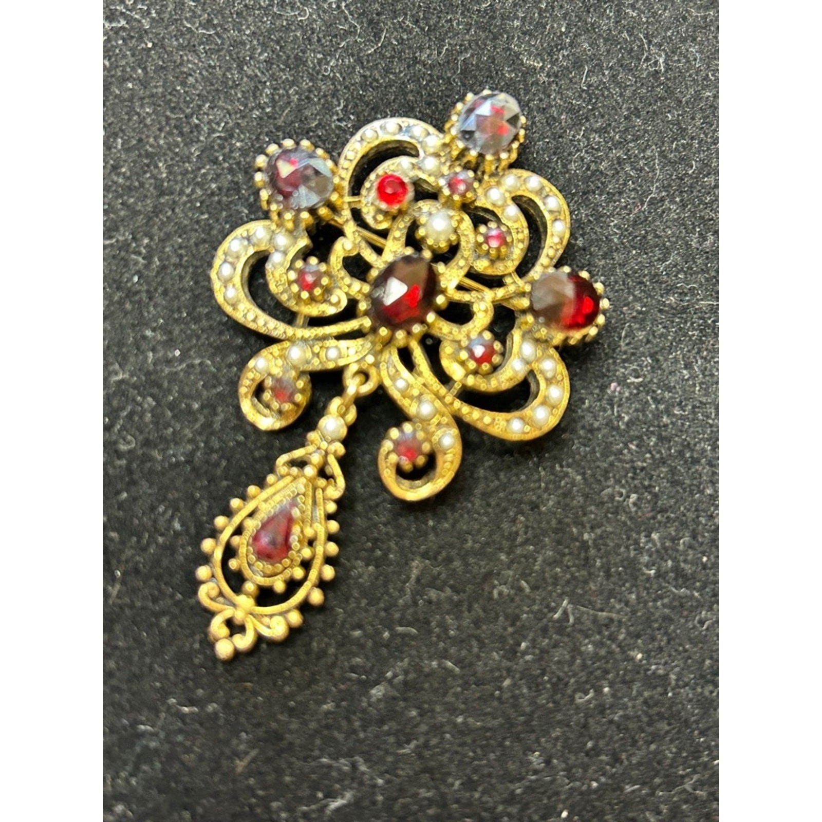 Gold-Tone Red Cabochon Filigree Pendant Brooch – Unbranded