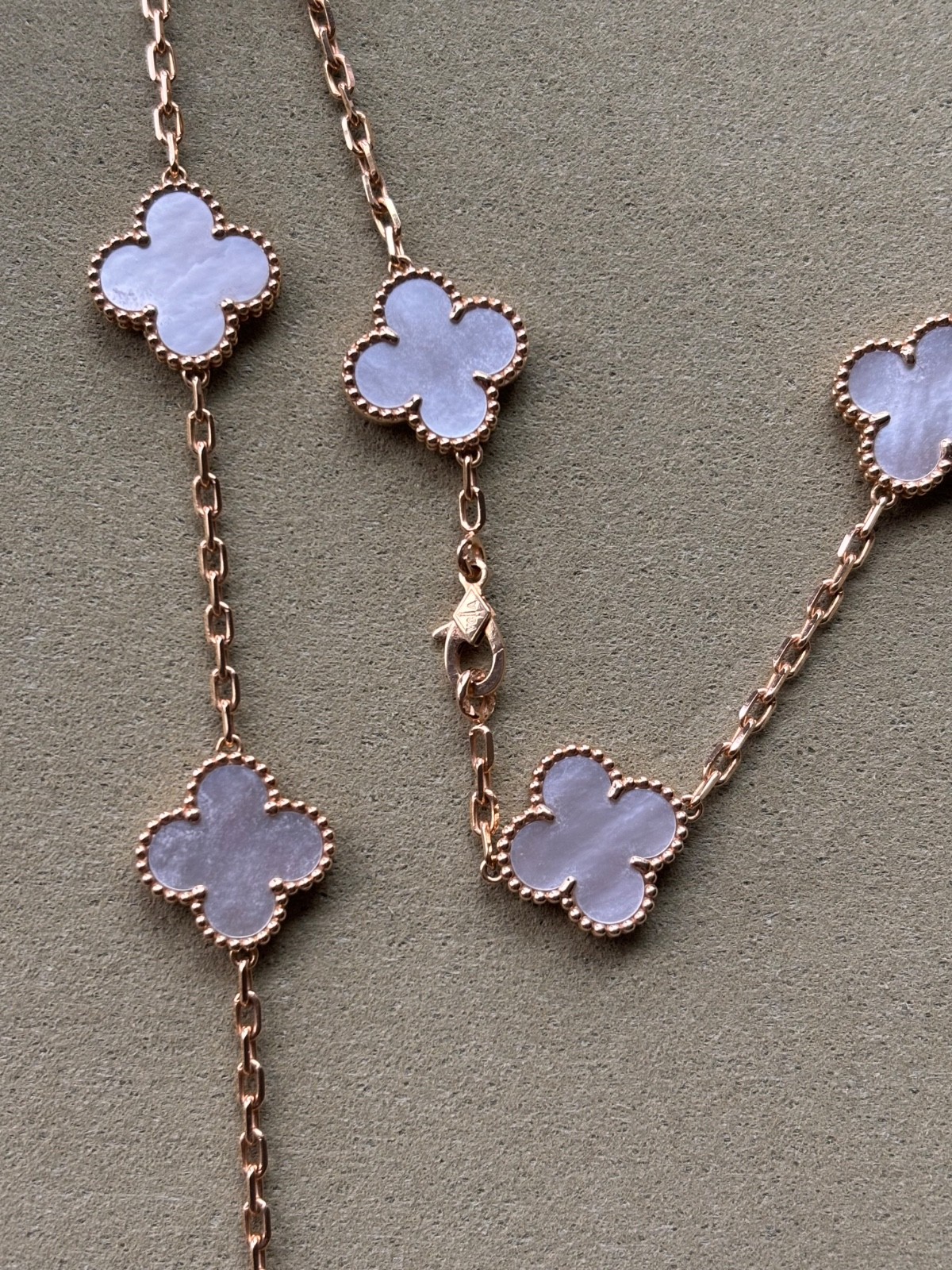 18K Yellow Gold 20 Clover Mother of Pearl Necklace