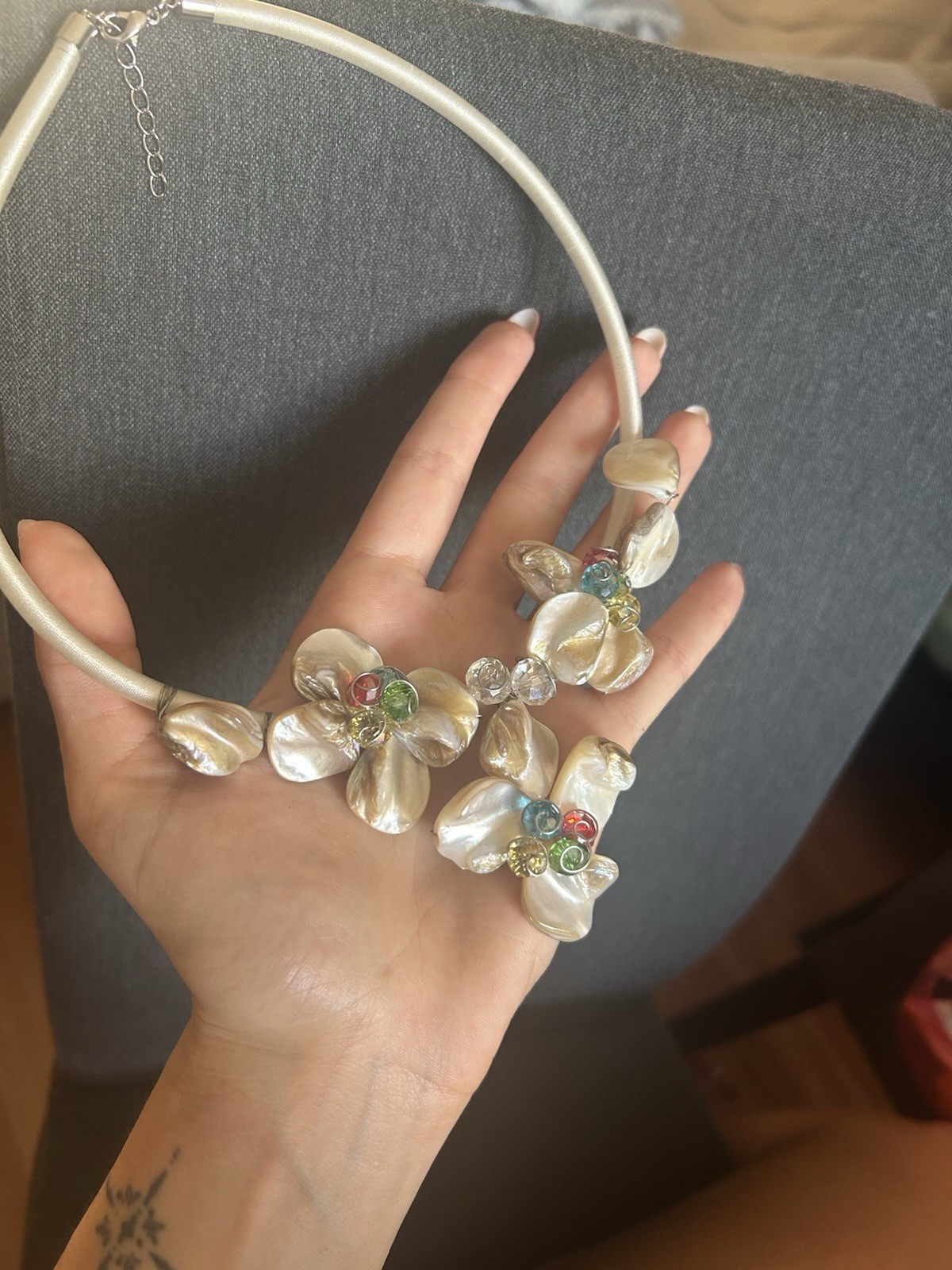 Mermaid core statement necklace with shells and colourful beads #mermaidcore