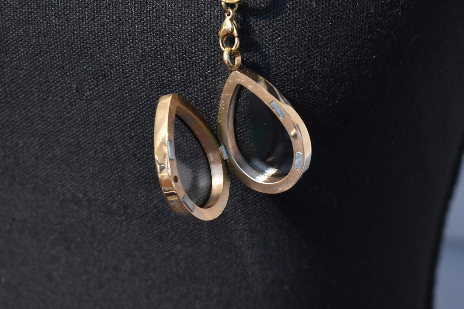Stainless Steel Tear Drop Locket Pendant Necklace W/ Chain
