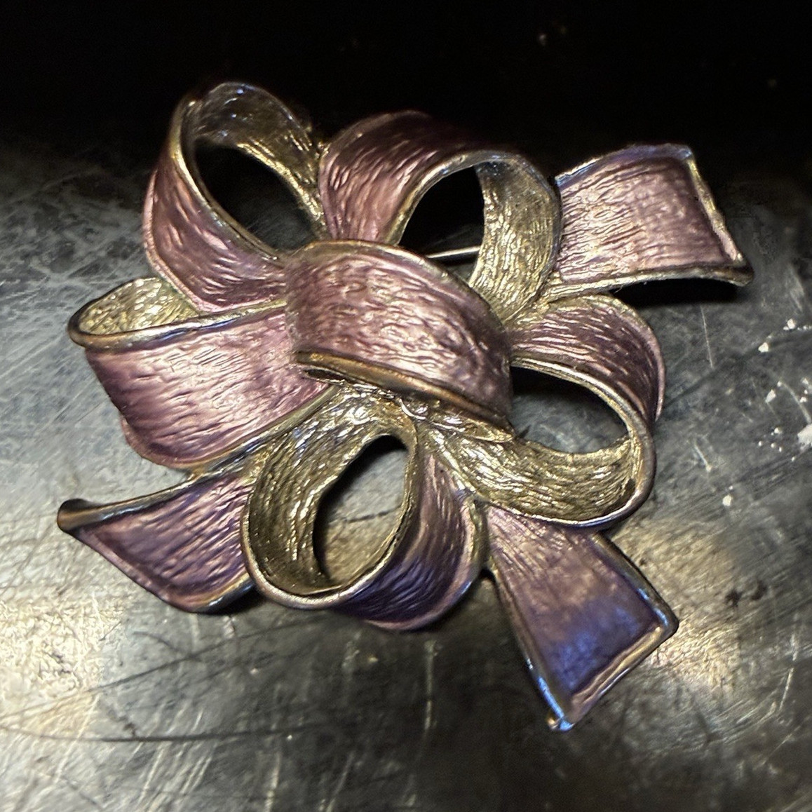 Purple & Gold Tone Enamel Bow Ribbon Brooch Pin, Textured Metal