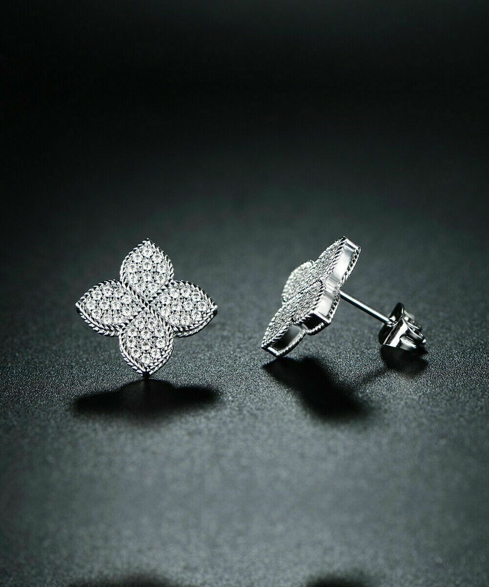 2 Ct Round Cut Simulated Diamond Women’s Stud Earrings In 14K White Gold Plated